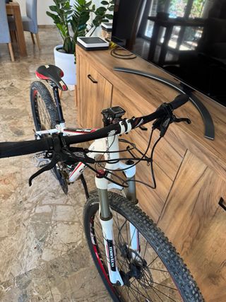 Bicicleta Mérida big nine tfs 900 15” ruedas 29”