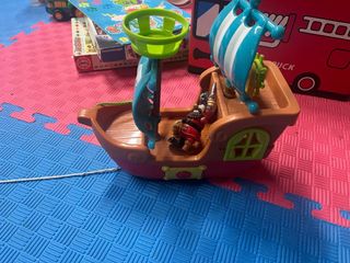 Barco pirata infantil