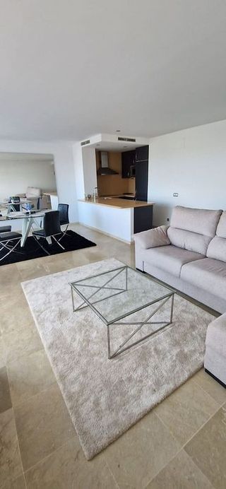 Piso en alquiler en Benahavís