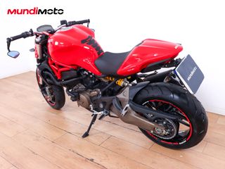 DUCATI MONSTER 821