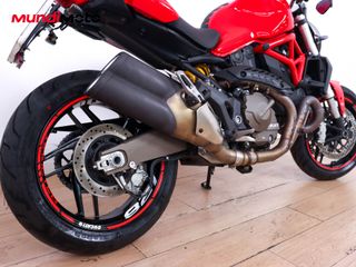 DUCATI MONSTER 821