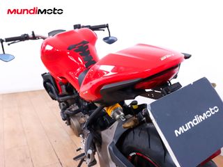 DUCATI MONSTER 821