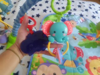 Gimnasio musical bebé Fisher-Price