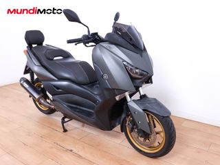 YAMAHA X-MAX 300 TECH MAX ABS