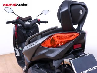 YAMAHA X-MAX 300 TECH MAX ABS