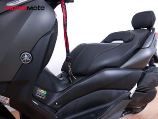 YAMAHA X-MAX 300 TECH MAX ABS