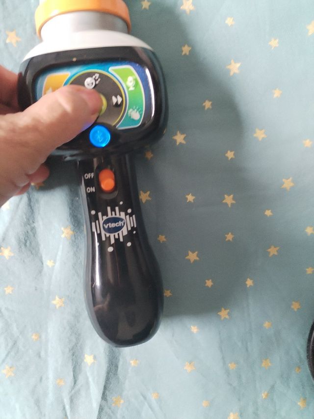 MICRÓFONO KARAOKE CON BLUETOOTH