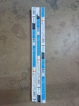 paquete de 3 tubos LED Philips T8 de 600mm, 8W/840