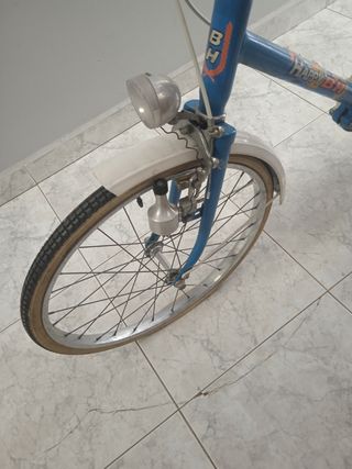 Bicicleta BH plegable azul