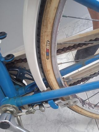 Bicicleta BH plegable azul