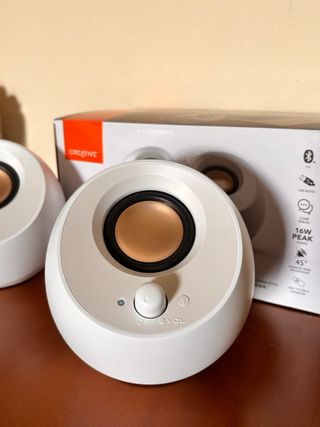 Altavoces Creative Pebble V3 Bluetooth