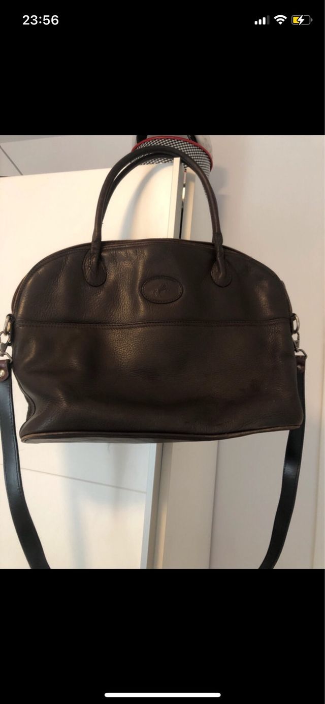 Bolso negro mediano de piel