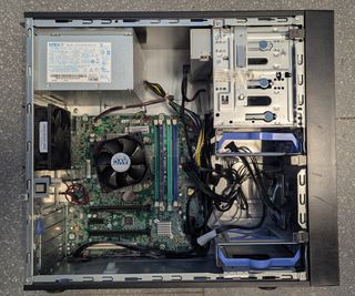 Ordenador Lenovo ThinkStation P300