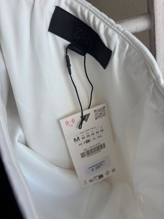 Top blanco Zara - palabra de honor