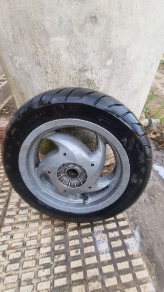 Llantas Piaggio TYPHOON  NGR  125 CC UNA con disco