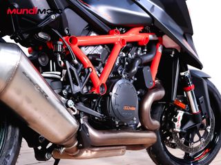 KTM 1290 SUPER DUKE R