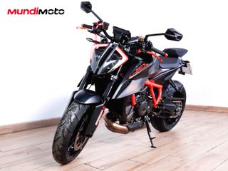 KTM 1290 SUPER DUKE R