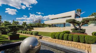 Chalet en alquiler en Lomas de Marbella Club - Puente Romano en Marbella