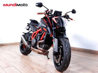 KTM 1290 SUPER DUKE R
