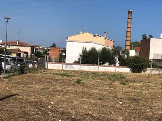 Terreno en venta en Sant Jordi-Babilonia en Torredembarra