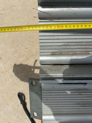 Portamotos metálico para transporte