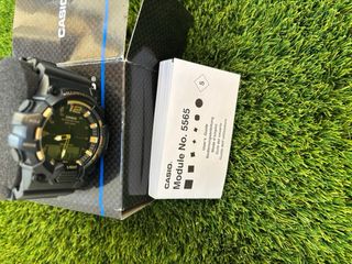 Reloj Casio - Deportivo - Negro/Dorado