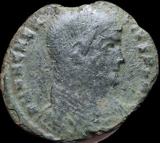 Follis Magnentius 352-353 d.C.