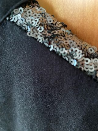 Blusa negra lentejuelas