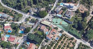 Terreno en venta en Zona Urbanizaciones en Alzira