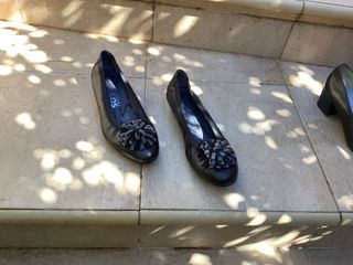 Zapatos negros tacón medio - talla 38