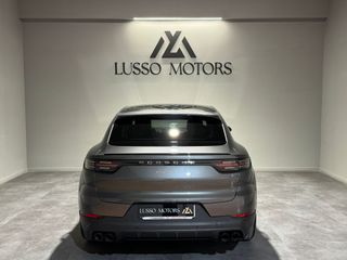 Porsche Cayenne 2022