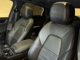 Porsche Cayenne 2022