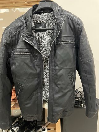 Chaqueta negra para moto o invierno 