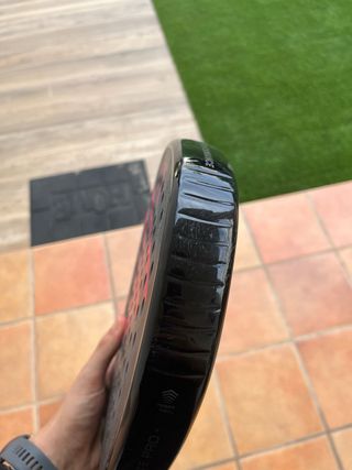 Pala pádel OXDOG Ultimate Pro+ HES CARBON 2025