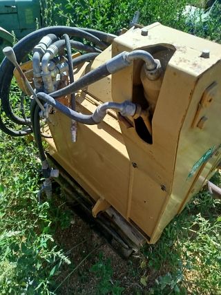 Zanjadora tractor - usada