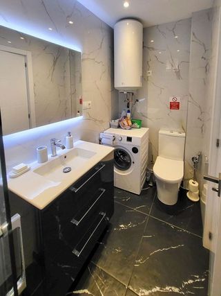 Piso en venta en Playa de los Boliches en Fuengirola