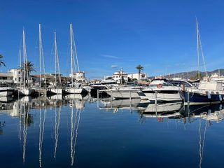 Piso en venta en Empuriabrava en Castelló d´Empúries
