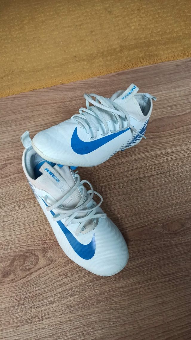 Botas Nike Air Zoom fútbol