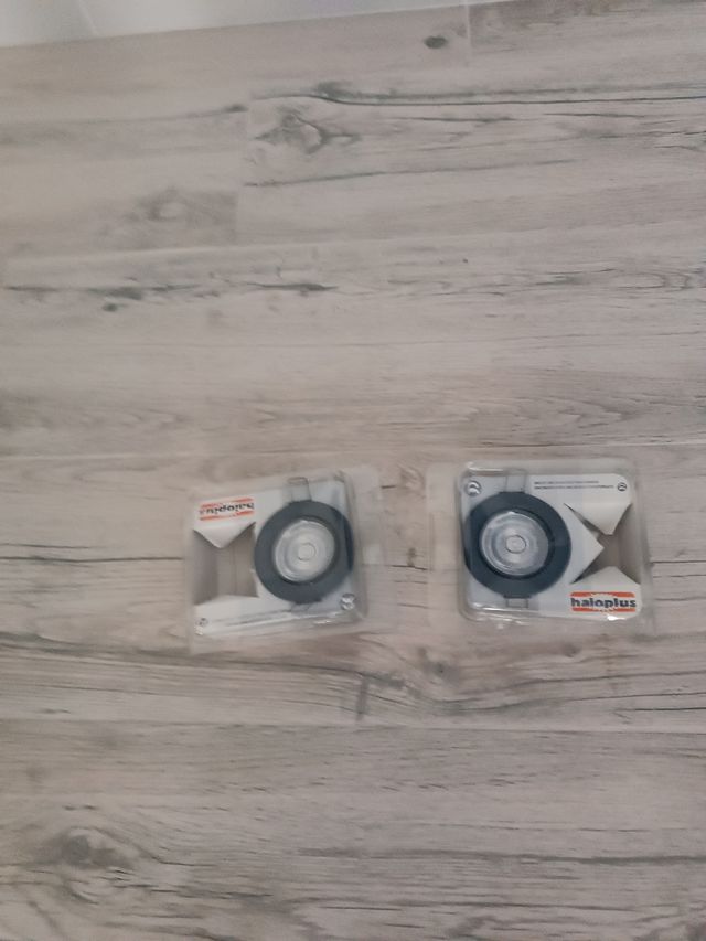 2 Focos Haloplus - Iluminación