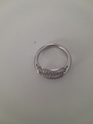 Anillo plata circonitas -talla estrecha