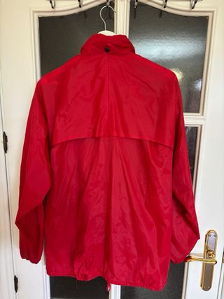 Chubasquero Kappa rojo vintage