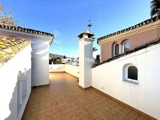 Casa adosada en alquiler en Puerto Banús en Marbella