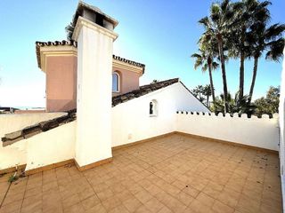 Casa adosada en alquiler en Puerto Banús en Marbella