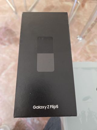 Samsung Galaxy Z Flip 5 - 512GB Grigio