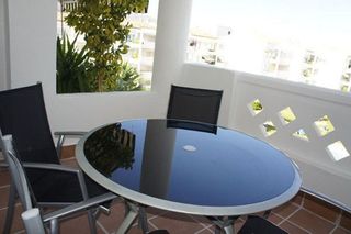 Ático en alquiler en Puerto Banús en Marbella