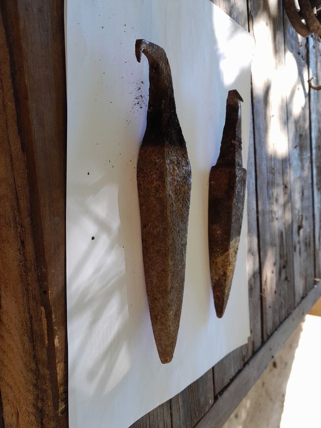 Puntas arado antiguo hierro