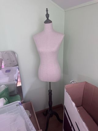 Maniquí de costurera