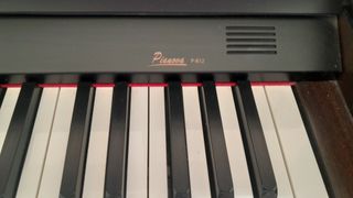 Piano Digital pianova P812