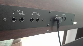 Piano Digital pianova P812