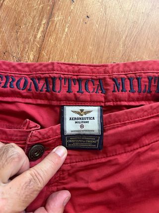 Bermudas Aeronautica Militares rojas XXXL